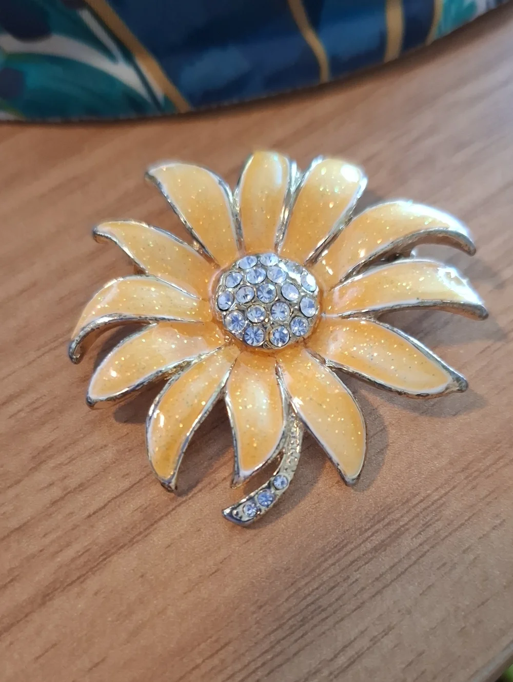 Yellow Daisy Flower Brooch with Rhinestones - Women Accessories